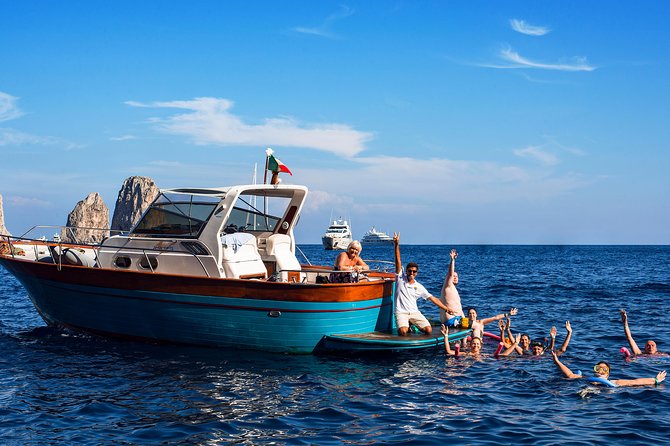 Amalfi Boat Tour From Sorrento With Positano Trip - Stop at Li Galli Island