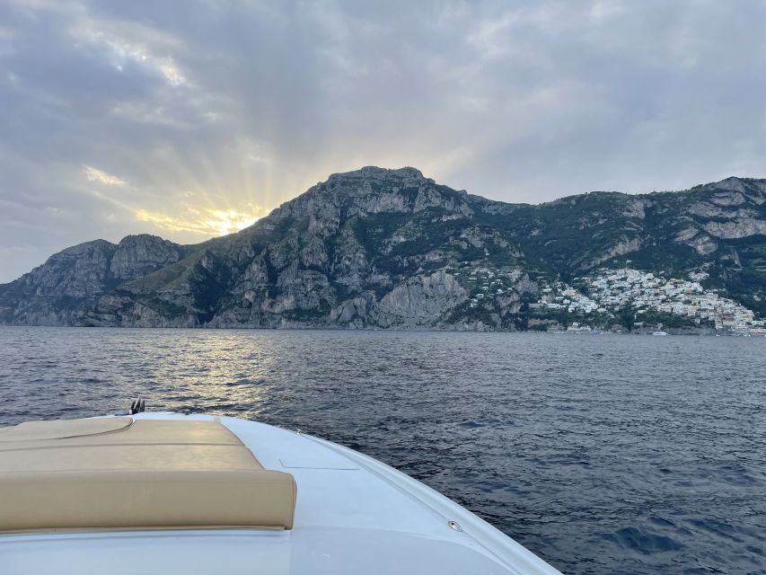 Amalfi Coast: Scenic Boat Private Tour With Aperitif - Inclusions