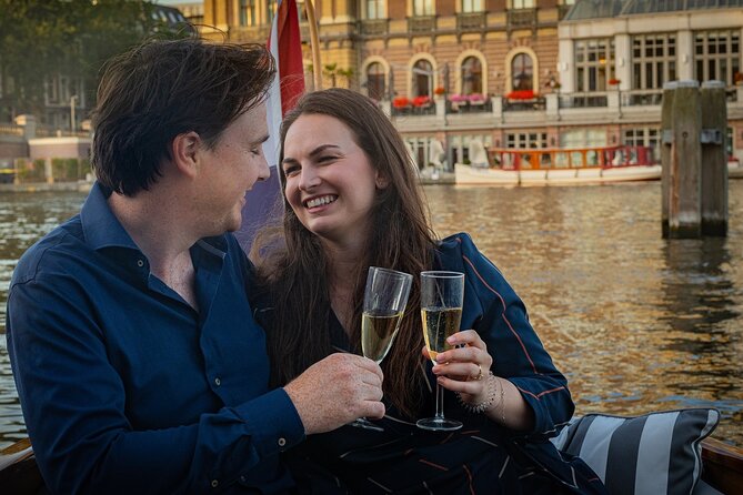 Amsterdam Private Dinner Cruise With Drinks and 2-course Dinner - Passing by Landmarks Without Crowds