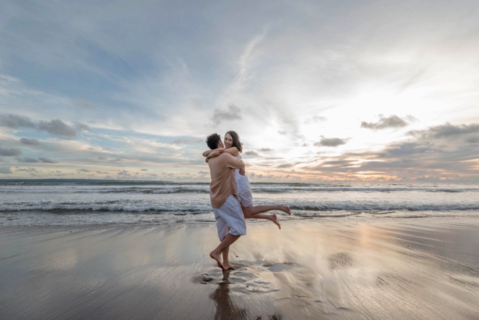 Bali: Photo Shoot With a Private Vacation Photographer - Professional Local Photographer