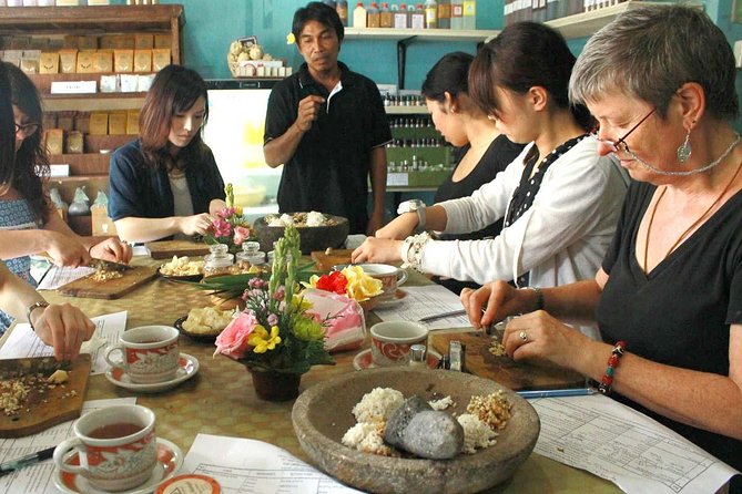 Bali Ubud Paon Cooking Class - Learning Traditional Cooking Techniques