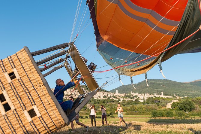 Balloon Adventures Italy, Hot Air Balloon Rides Over Assisi, Perugia and Umbria - Memorable One-of-a-Kind Outing Experience