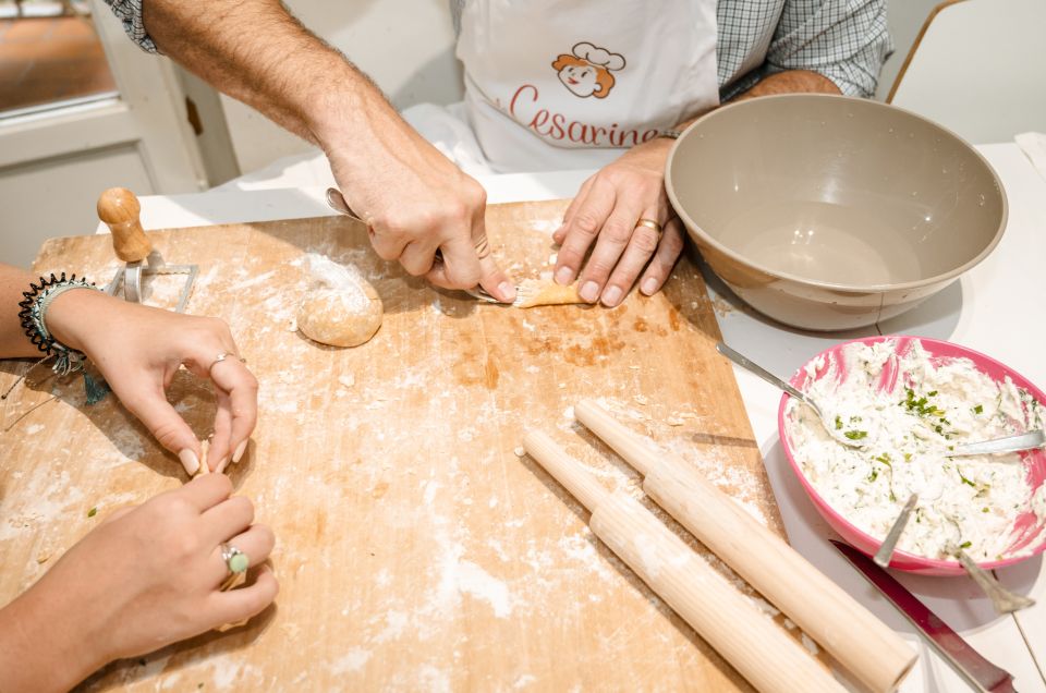 Belluno: Pasta & Tiramisu Class at a Local's Home - Inclusions