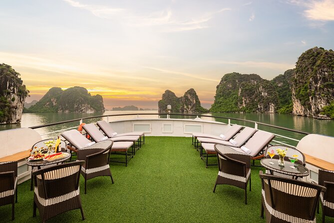 BEST SELLER - Halong 5 Star Day Cruise: Buffet Lunch, Wine& Fruit - Pickup and Meeting Points