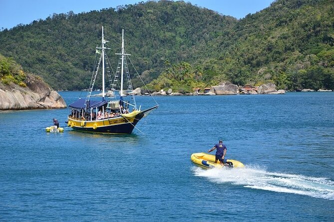 Boat Tour Experience With Snorkel Mask Included - by NETUNO TOURS - Included Equipment and Amenities