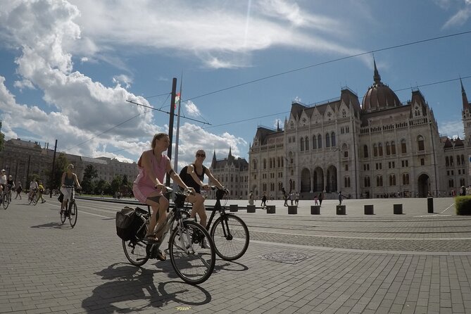 Budapest Bike Tour With Hungarian Goulash - Inclusions