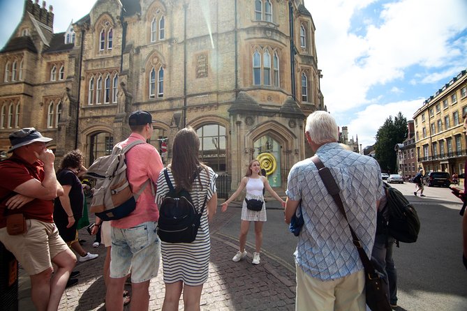 Cambridge University Group Tour With University Alumni Guide - Private Guide Expertise