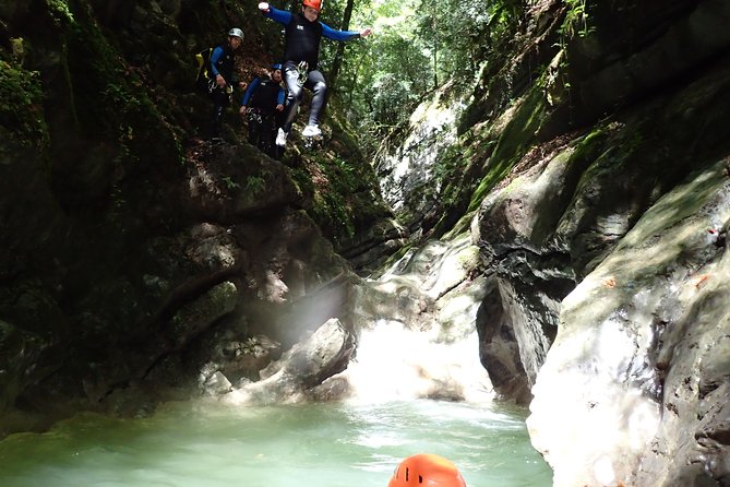 Canyoning Annecy Angon Discovery - Group Size and Experience