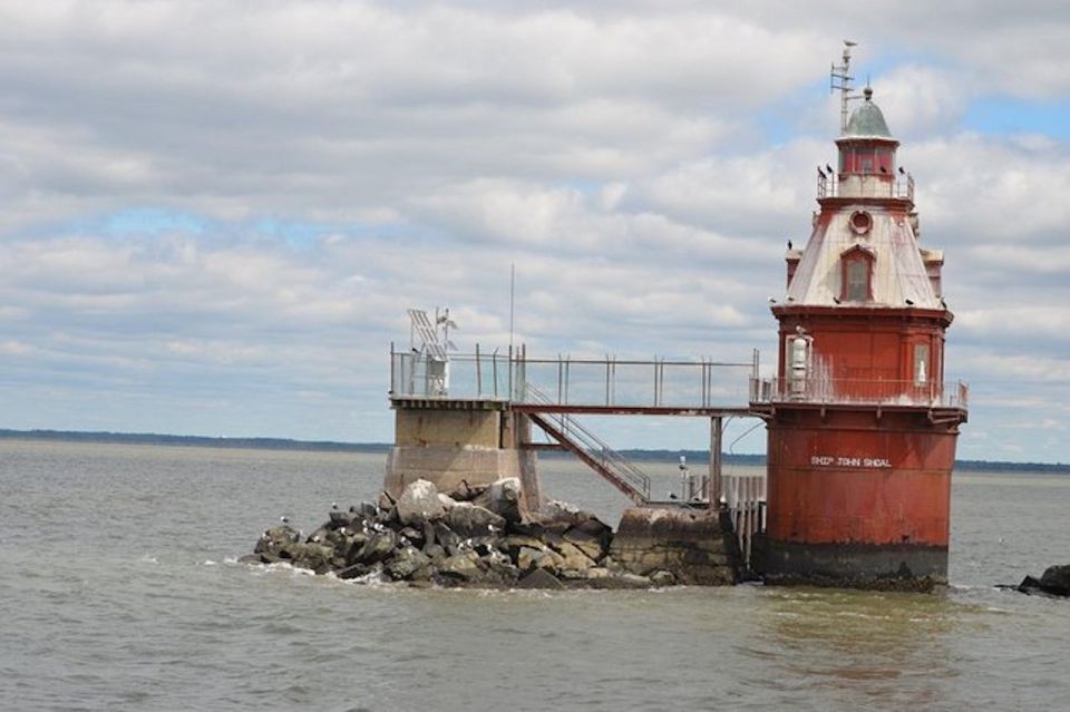 Cape May: Grand Lighthouse Cruise - Tour Guide Expertise