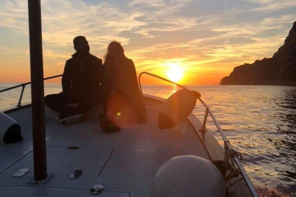 Capri Private Boat Tour at Sunset From Capri (2 Hours) - Included Amenities