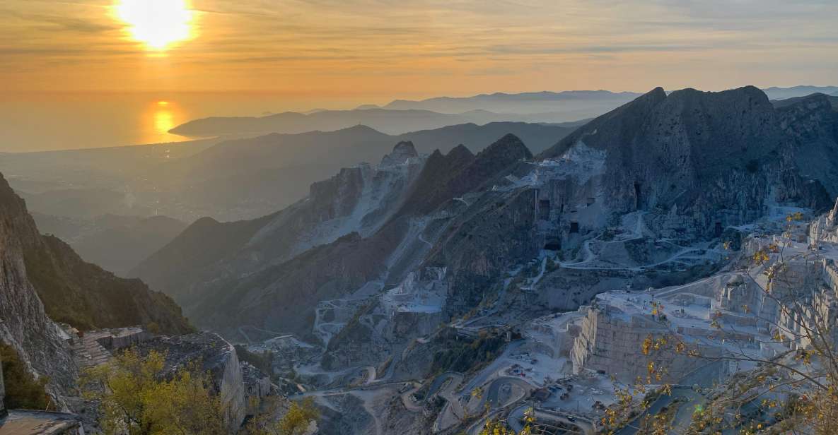 Carrara White Marble Quarries Tour, 4X4 Experience - Marble Extraction Techniques Throughout History