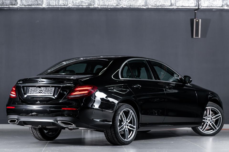 Central Rome to Florence Luxury Transfer E-class - Service Description