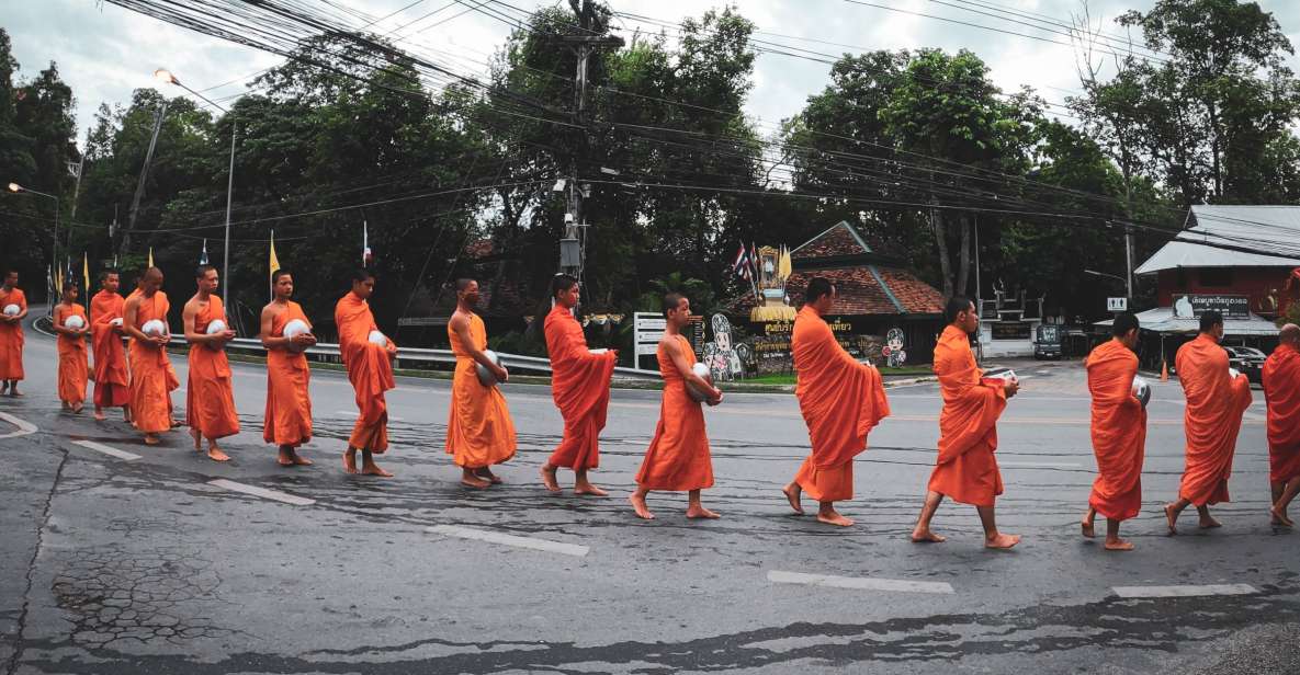 Chiang Mai: Buddhist Almsgiving and Market Tour With Meal - Wat Suan Dok Temple