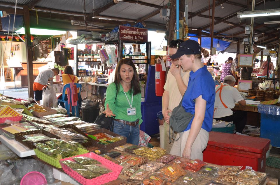 Chiang Mai: Historical and Cultural Highlights Walking Tour - Wat Chedi Luang