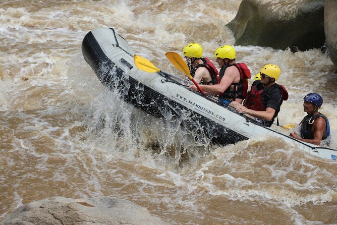 Chiang Mai Rafting in Mae Taeng River With Thai Buffet - Suitability and Restrictions