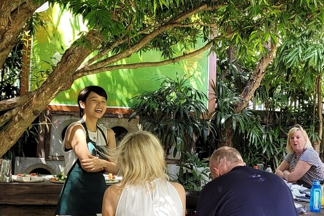 Cooking Class & Historical, Artistic, Cultural Tour All-In-One - Meeting Point