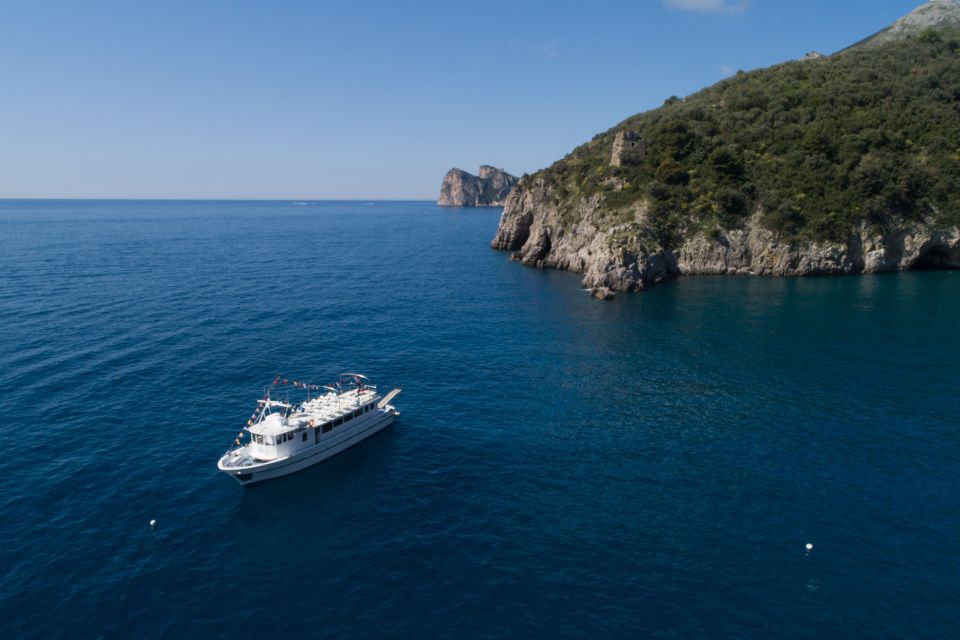 Cruise by Ship: Amalfi and Cetara With Lunch - Private Group Experience