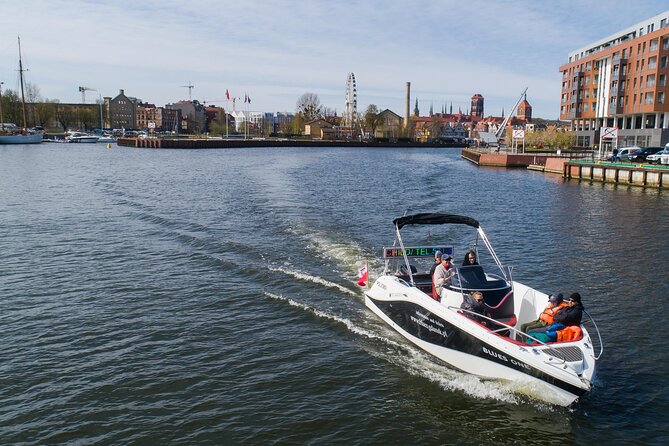 Cruises on the Motlawa River - Cruise Features