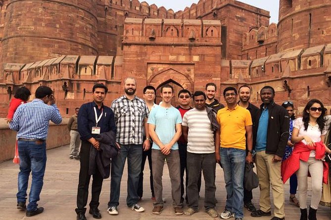 Delhi- Agra -Delhi Same Day Trip With Lunch & Ent. Tickets - Exploring Agra Fort