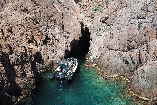 Departure Fréjus - the Creeks of Estérel - Accessibility and Accommodations