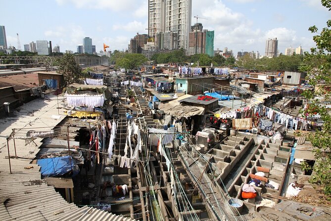 Dharavi, Dhobighat, Dabbawallas & Gateway of India - All Inclusive - Tour Details