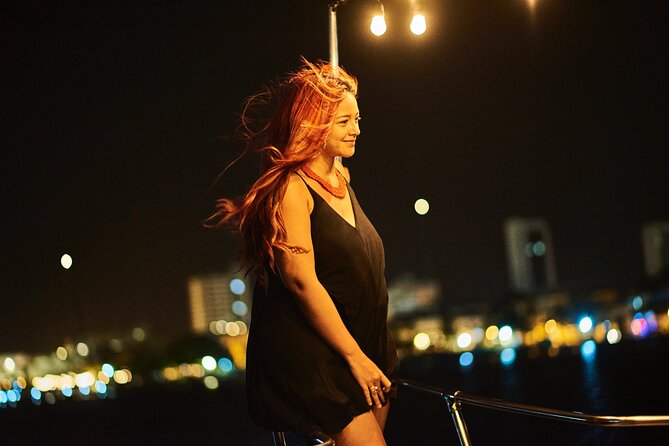 Dinner Cruise Along Cartagenas Bay - Dietary Restrictions and Options