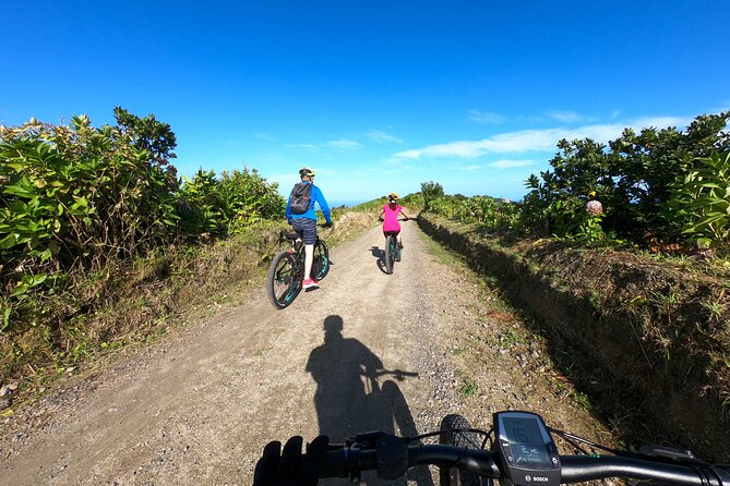 E-Bike Sete Cidades - All Mountain Bike Program - Descending Into the Caldera