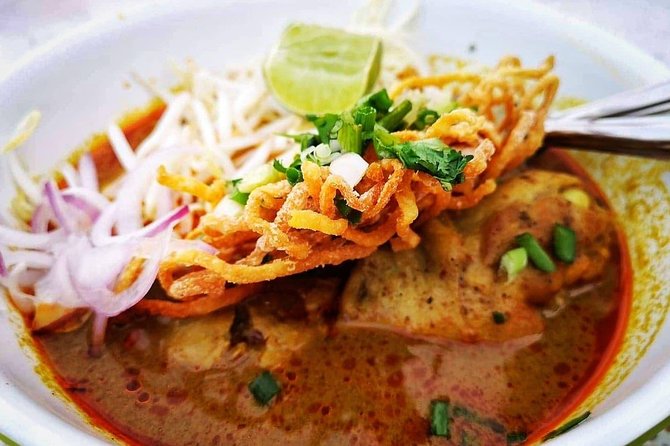 Eat Like a Local Food Tour in Hua Hin - Meeting and Pickup Details
