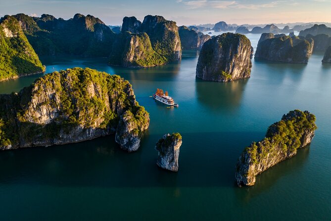 Emperor Cruises Experience 2 Days 1 Night in Halong Bay. - Culinary Experiences