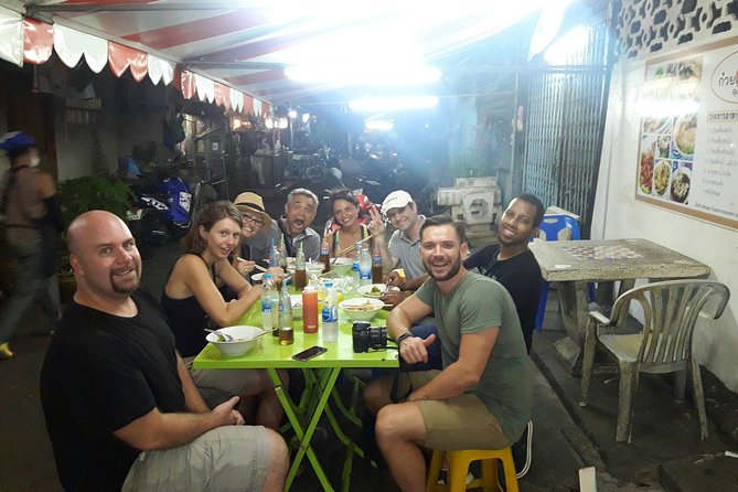 Evening Bangkok Food and Tuk Tuk Adventure - Sampling Thai Delicacies