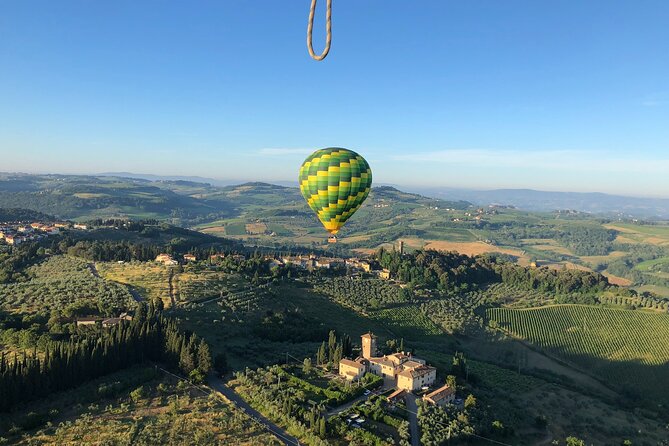 Experience the Magic of Tuscany From a Hot Air Balloon - Expert Pilots and Crew