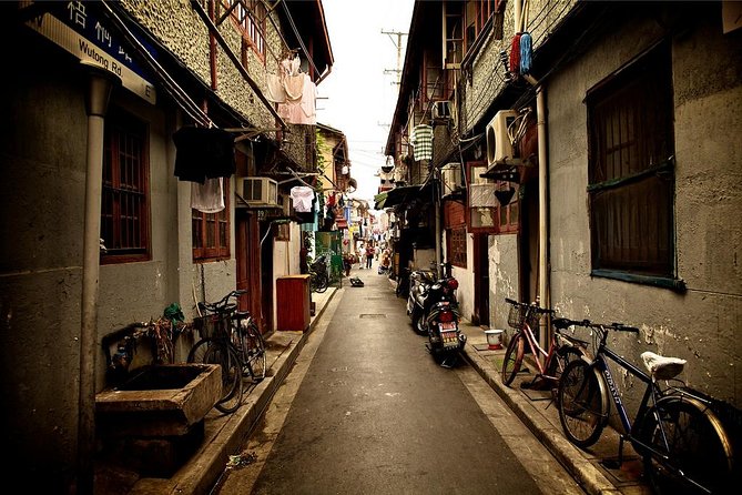 Explore Shanghai Ancient Downtown With Authentic Local Food - Cultural Insights on Duolun Road