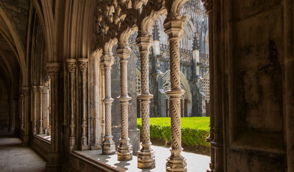 Fatima, Nazare and Obidos Private Excursion From Lisbon - Meandering Through Obidos Medieval Charm