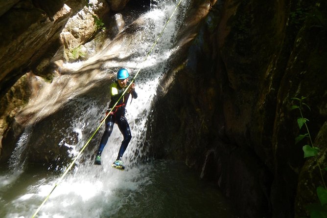 First Canyoning in Grenoble in the Vercors - Safety and Supervision