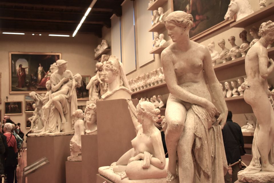 Florence: Walking Tour With Accademia Gallery - Accademia Gallery Visit