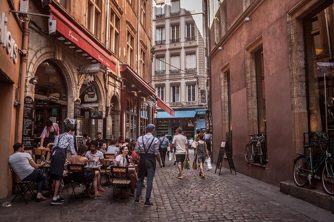 Food Tour in Lyon - Do Eat Better Experience - Small Group Experience