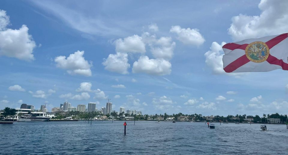 FORT LAUDERDALE BY LAND AND BY SEA TOUR - Haunted Historic Hotel