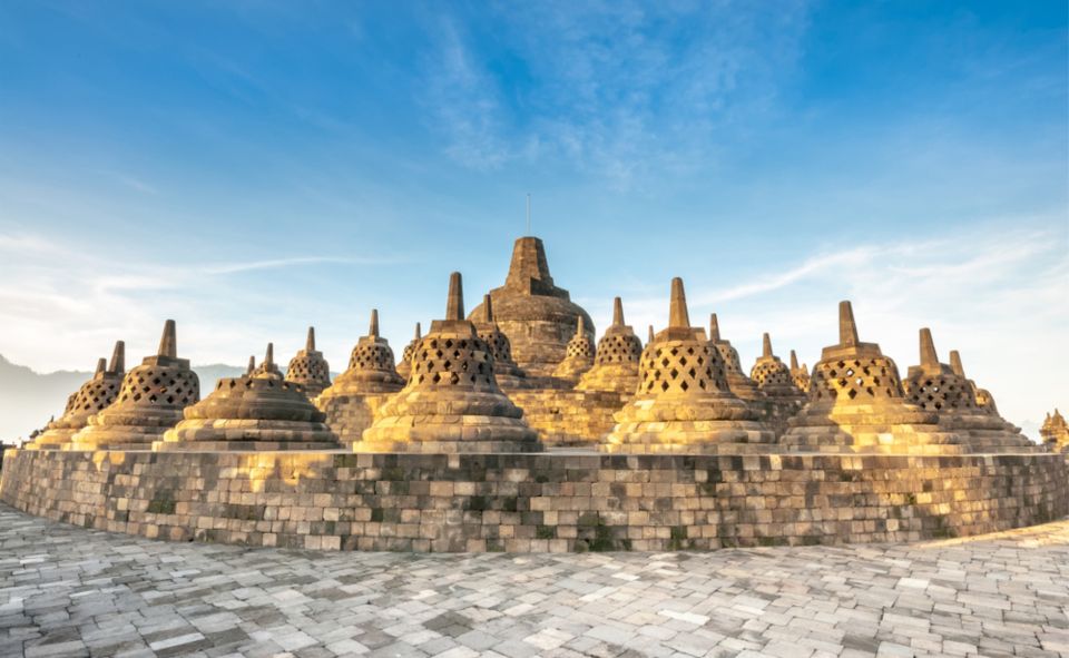 From Jakarta: Yogyakarta, Borobudur, Bromo, Ijen & Bali Tour - Borobudur Sunrise Experience