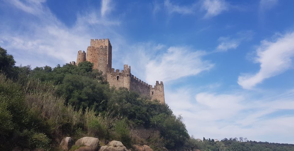 From Lisbon: Knights Templar in Tomar Private Day Trip - Almourol Castle