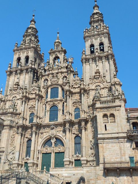 From Lisbon: Santiago De Compostela Private Transfer - Inclusions