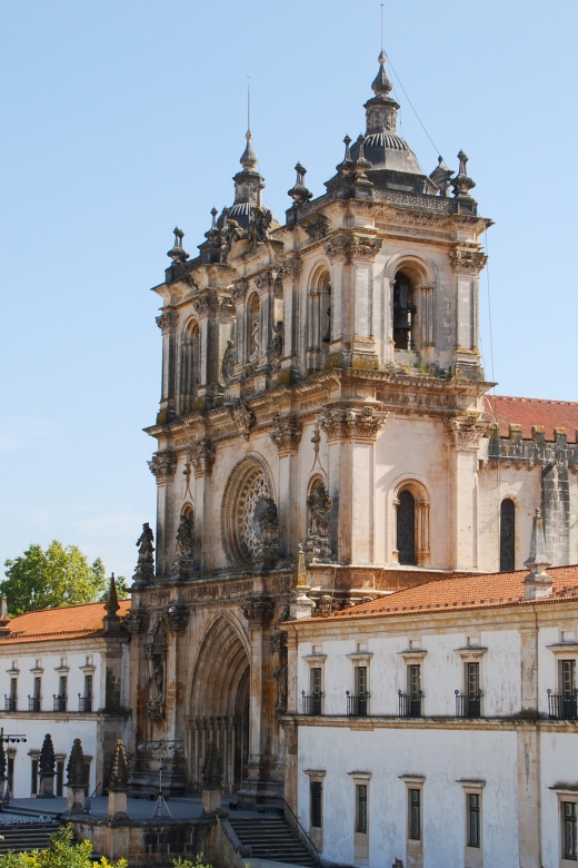 From Lisbon: Tour Fatima, Batalha, Alcobaça, Nazaré, Óbidos - Alcobaça Convent