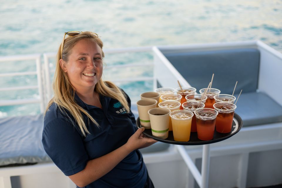 From Maalaea: Sunset Dinner Cruise Aboard the Quicksilver - Inclusions