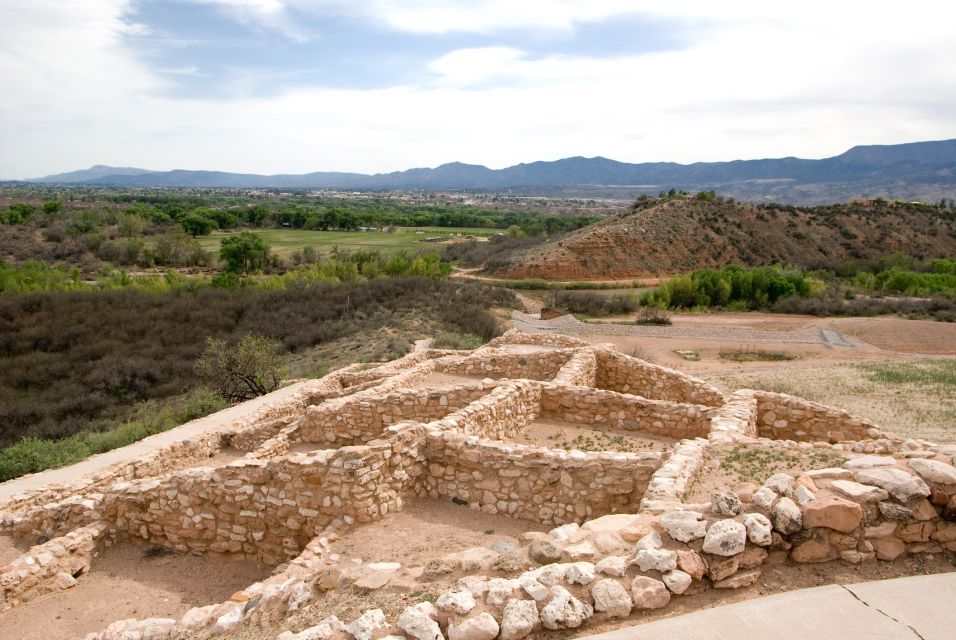 From Sedona: Jerome and Tuzigoot National Monument Day Trip - Boutique Shopping in Jerome