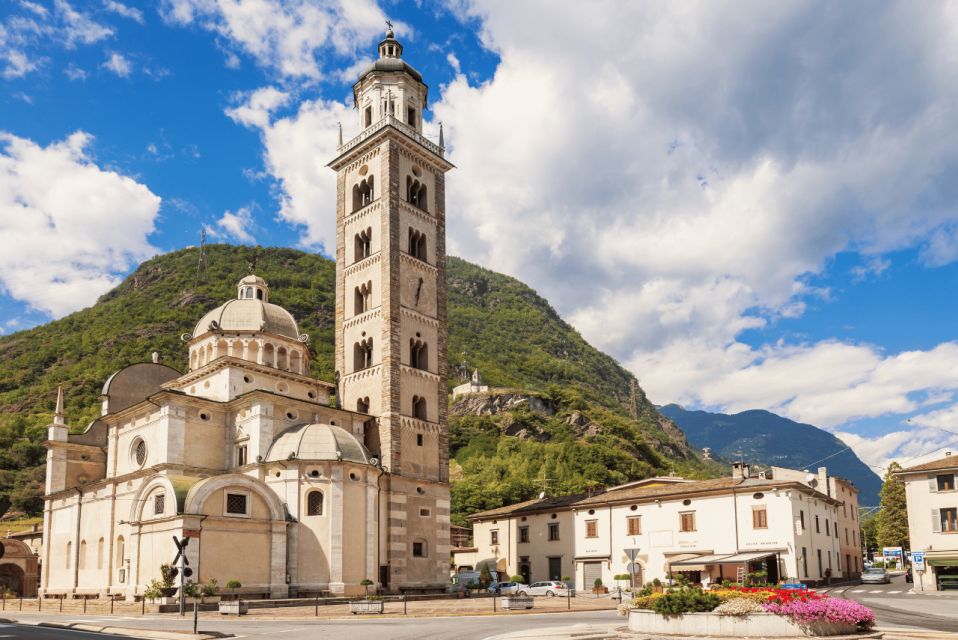 From the Bergamo Railway Station: Bernina Train Ticket - Train Journeys and Connections