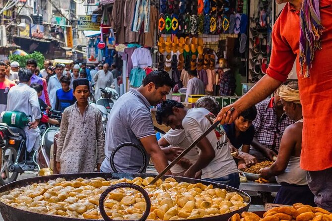 Full Day Old Delhi And New Delhi Guided Tour With Entrance Fees - New Delhi Attractions