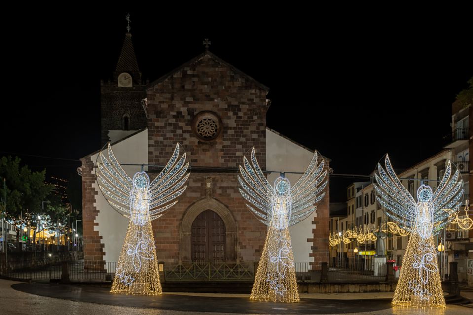 Funchal: Christmas Lights Guided Tuk-Tuk Tour - Christmas Lights and Festivities