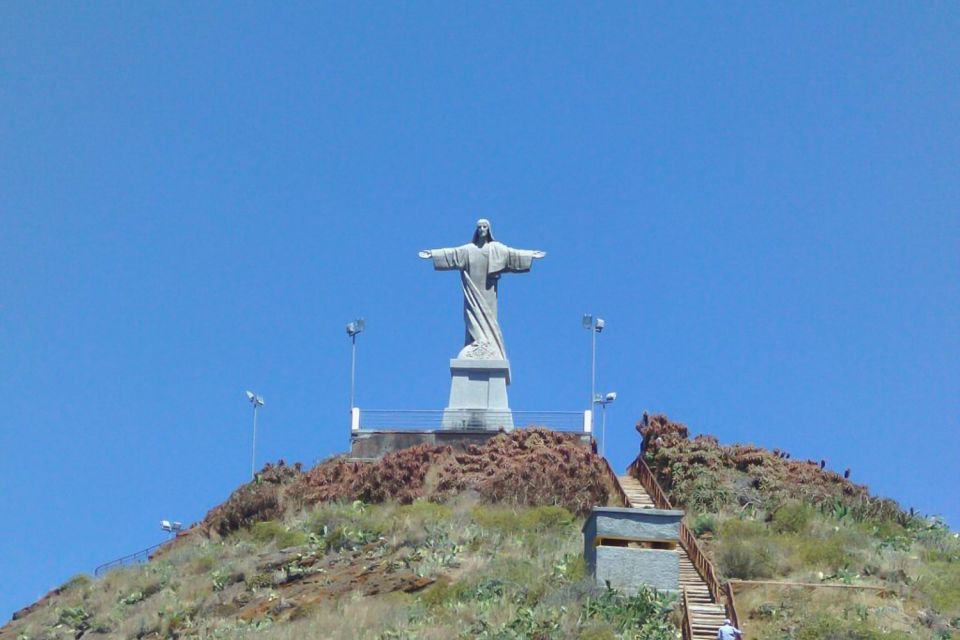 Funchal Guided Tuk Tuk Tour of Garajau and Cristo Rei - Panoramic Views From Pináculos