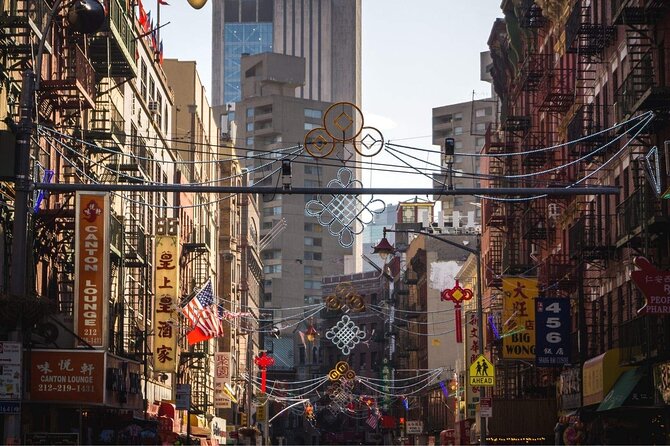Gangsters and Ghosts Tour New York City - Meeting Point Details
