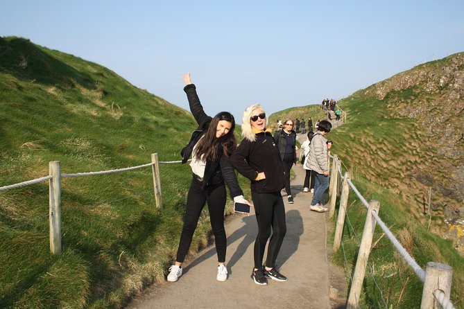 Giants Causeway Day Tour and Belfast City Tour 1 Day Pass - Attractions Visited on the Giants Causeway Tour