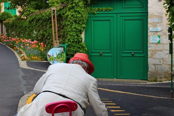 Giverny Monet House and Gardens Skip the Line Walking Tour - Inclusions and Meeting Point